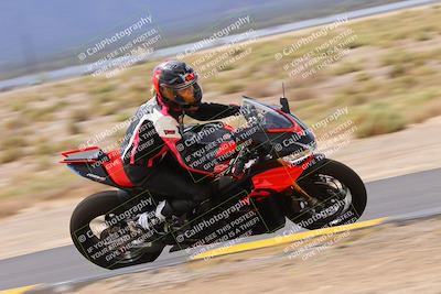 media/Sep-10-2022-SoCal Trackdays (Sat) [[a5bf35bb4a]]/Turn 9 Inside (1215pm)/